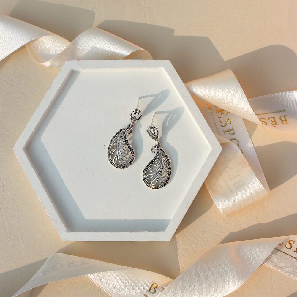 Twinkling whisper earrings